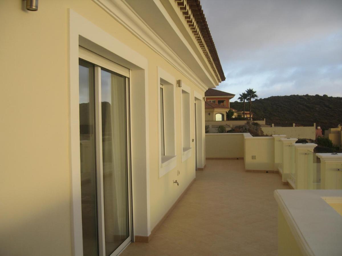 Villa Juliana 阿德耶 外观 照片
